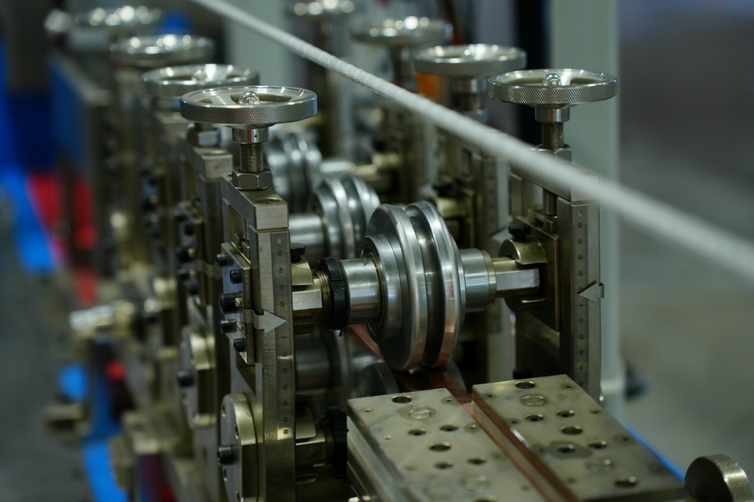 Под водой как посуху! Группа «Инкаб» в Пермском крае наладила промышленный выпуск компонента подводного волоконно-оптического кабеля.