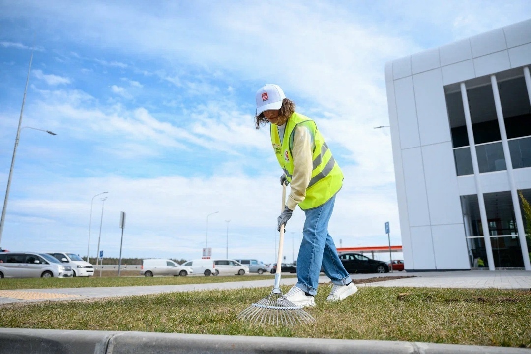 В Санкт-Петербурге «Чисто. Весна» — виртуозная акция!