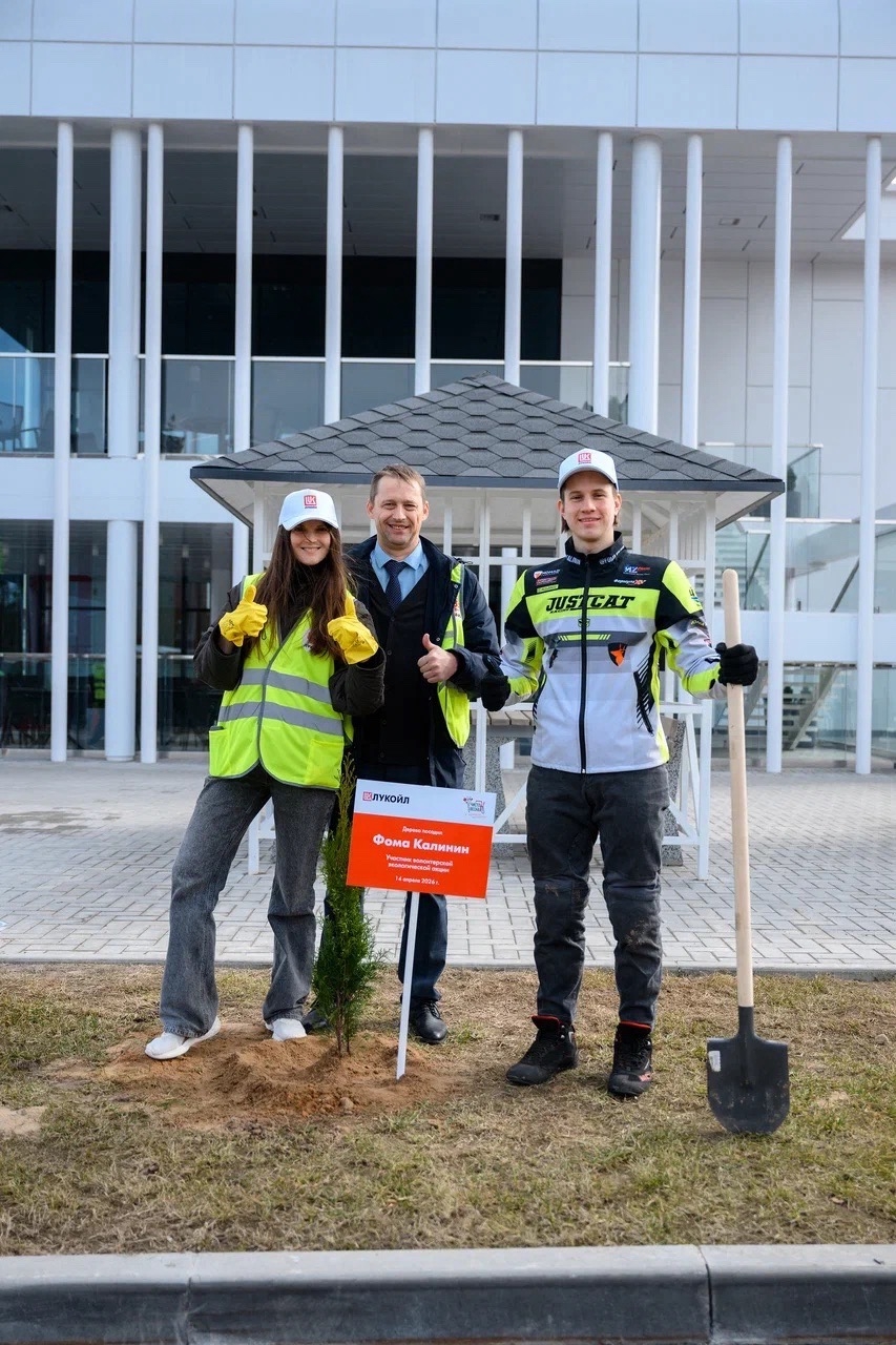 В Санкт-Петербурге «Чисто. Весна» — виртуозная акция!