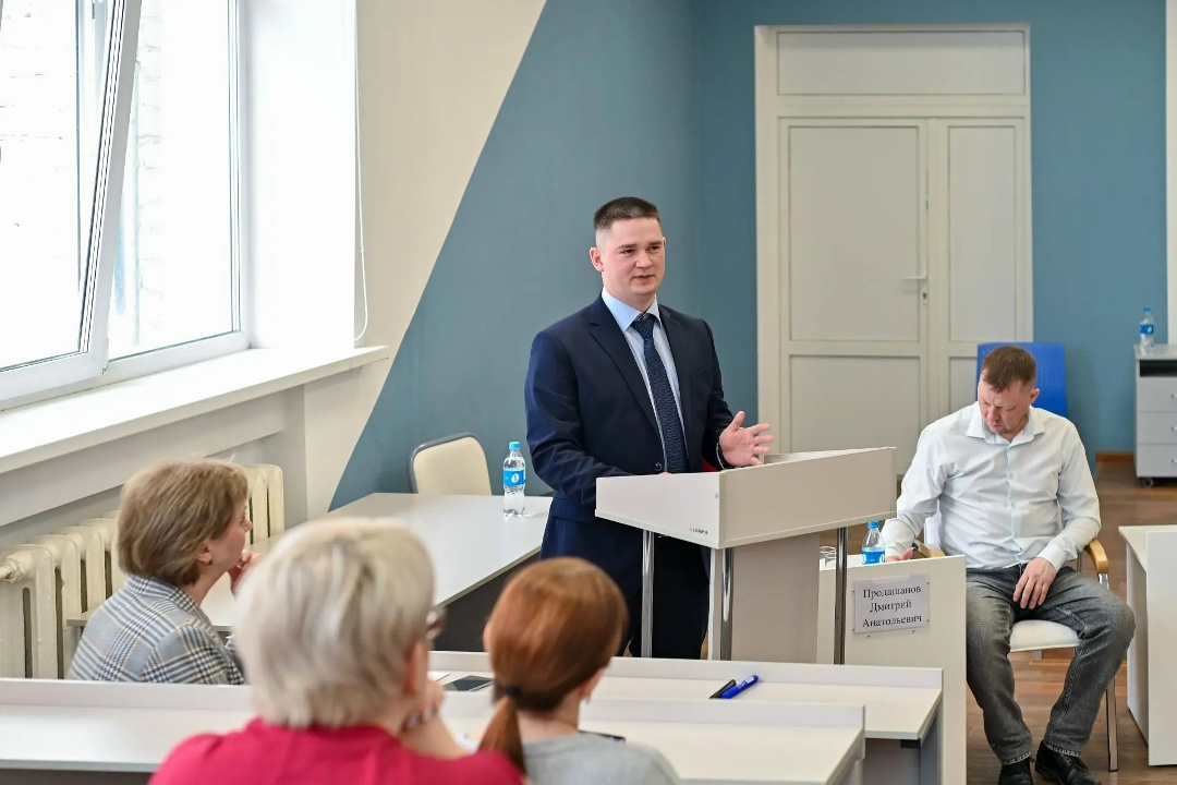 КОД ДОСТУПА К ОТКРЫТИЯМ «Газпром переработка Благовещенск» — о карьерных возможностях для школьников на дне открытых дверей в БГПУ