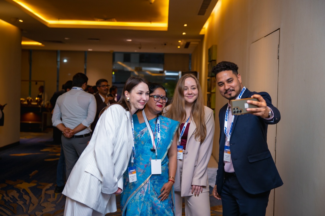 На связи с клиентами — от Стамбула до Мумбаи