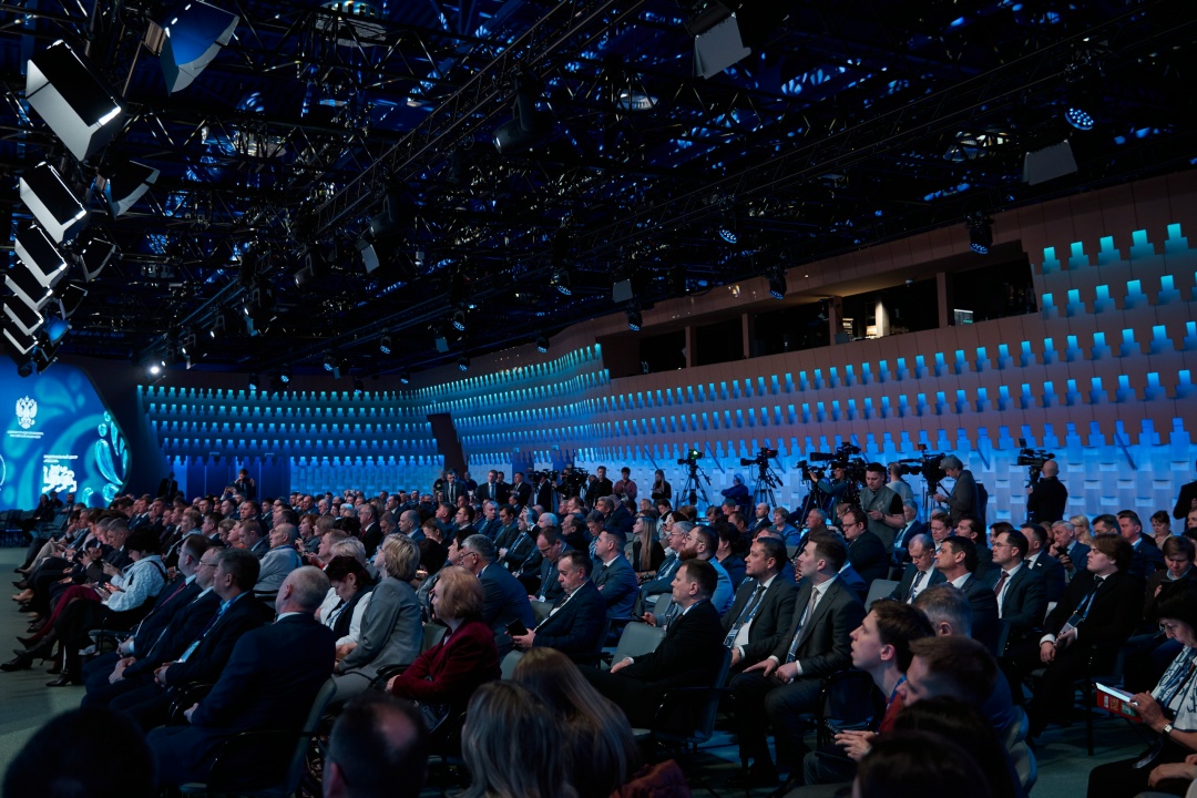 Марат Хуснуллин принял участие в III Всероссийском муниципальном форуме «Малая Родина – сила России».