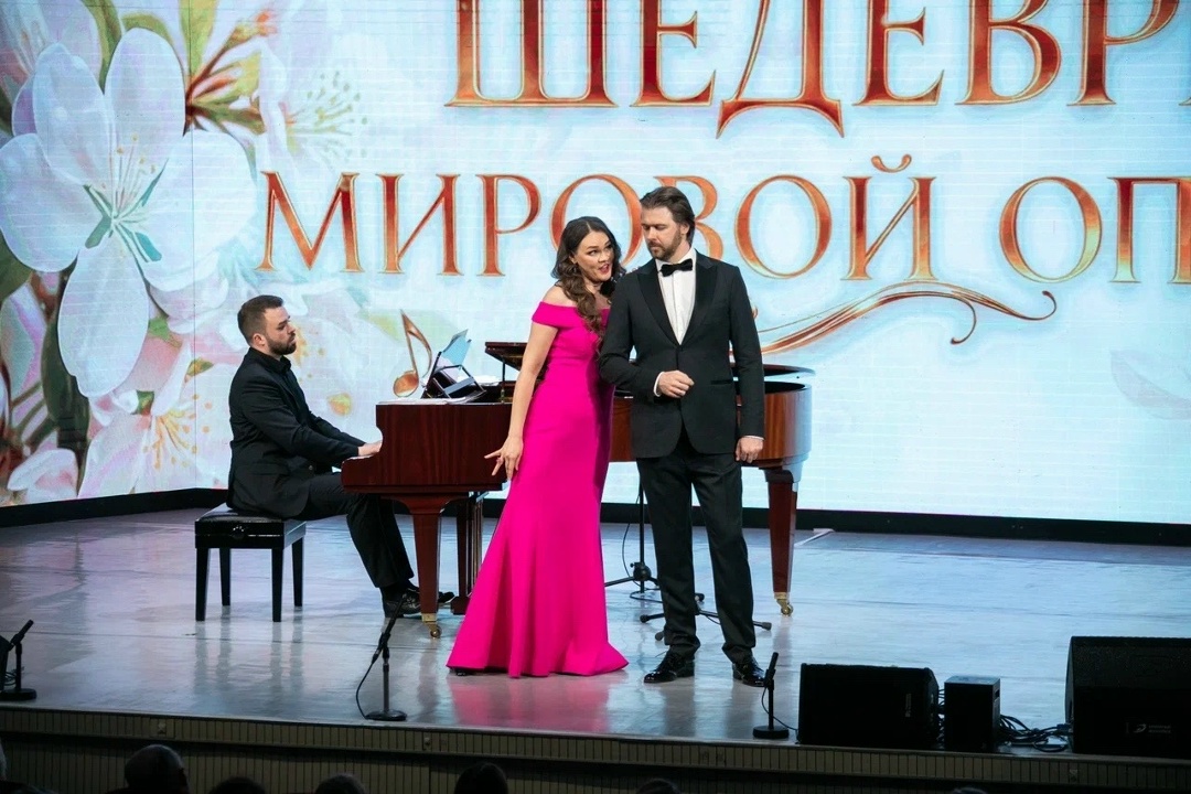 Сибирская ария Эстафету юбилейных концертов в честь 35-летия ЛУКОЙЛа вслед за Волгоградом подхватил Лангепас.