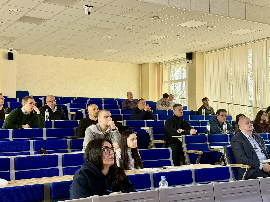 На Базовой кафедре Минстроя России в Финансовом университете при Правительстве РФ стартовало очное обучение по программам дополнительного профессионального…