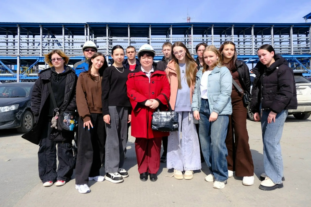 ПУТЕШЕСТВИЕ НА АМУРСКИЙ ГПЗ Около 600 школьников посетили Амурский газоперерабатывающий завод в апреле