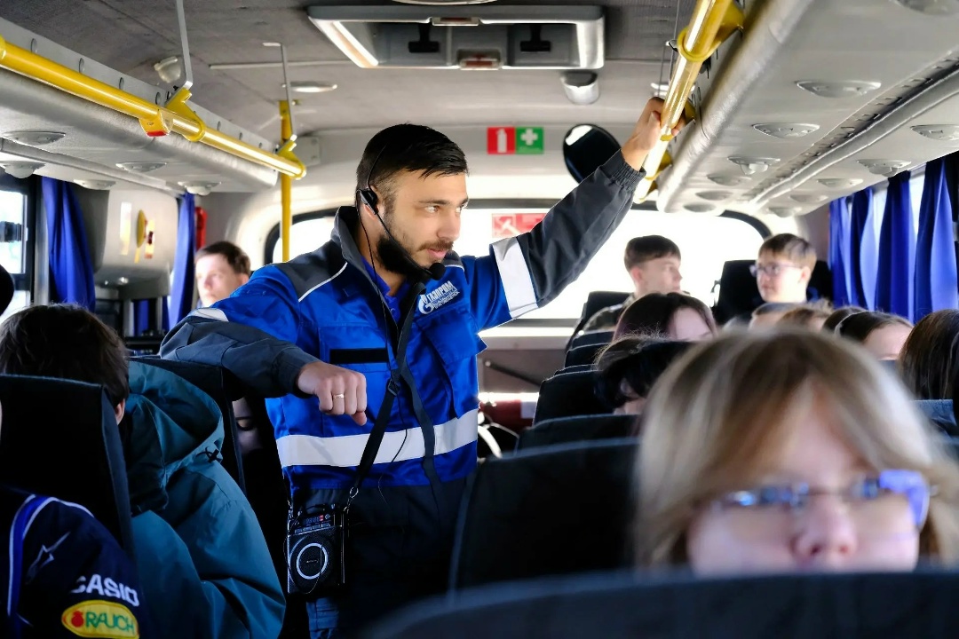 ПУТЕШЕСТВИЕ НА АМУРСКИЙ ГПЗ Около 600 школьников посетили Амурский газоперерабатывающий завод в апреле