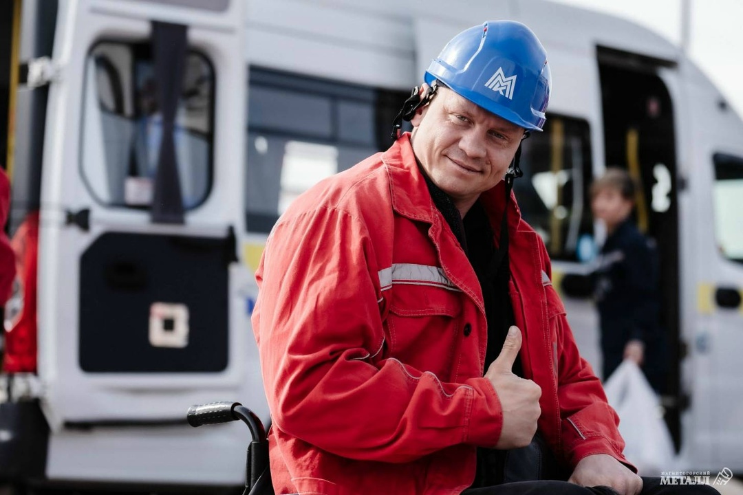 Металлургия, открытая для всех ММК совместно с фондом «Защитники Отечества» организовали экскурсию на промплощадку для ветеранов специальной военной операции…