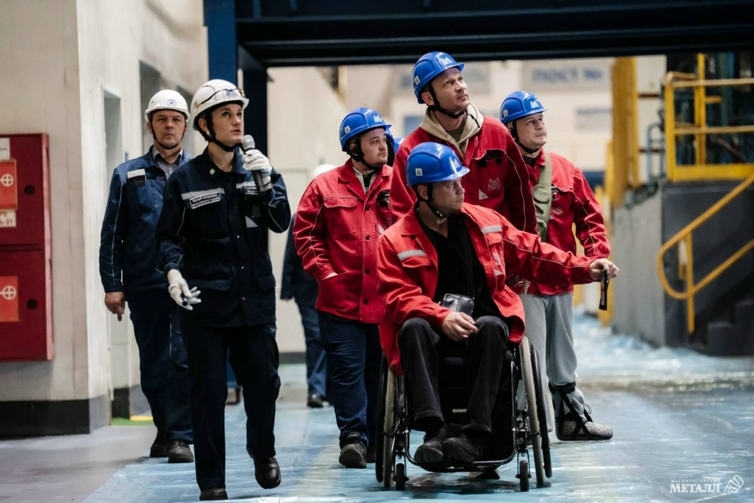 Металлургия, открытая для всех ММК совместно с фондом «Защитники Отечества» организовали экскурсию на промплощадку для ветеранов специальной военной операции…