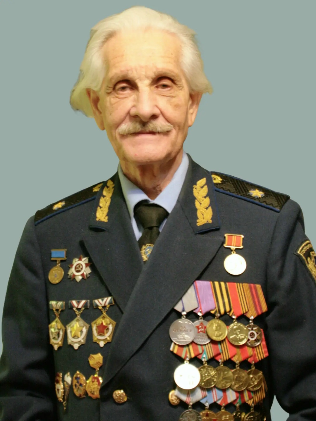 Ветеран Великой Отечественной войны и Федеральной службы по экологическому, технологическому и атомному надзору Джемс Фёдорович Чибисов отметил своё 95-летие.