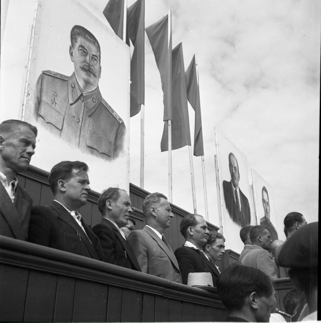 22 апреля 1951 года был уложен первый кубометр бетона в основание будущей Нижегородской (тогда Горьковской) ГЭС.