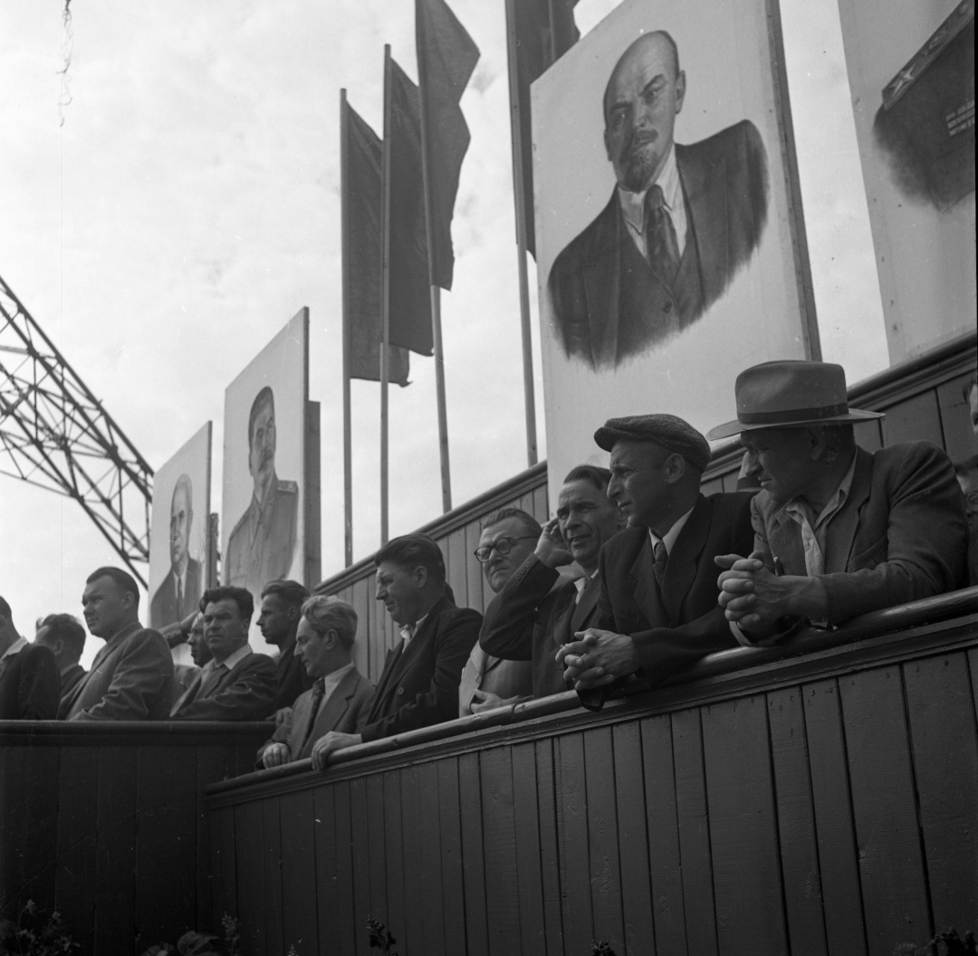 22 апреля 1951 года был уложен первый кубометр бетона в основание будущей Нижегородской (тогда Горьковской) ГЭС.