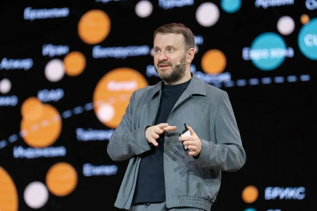 Вице-премьер Дмитрий Чернышенко и глава Минобрнауки Валерий Фальков дали старт открытому экспертному диалогу «Высшее образование в новую технологическую эпоху».