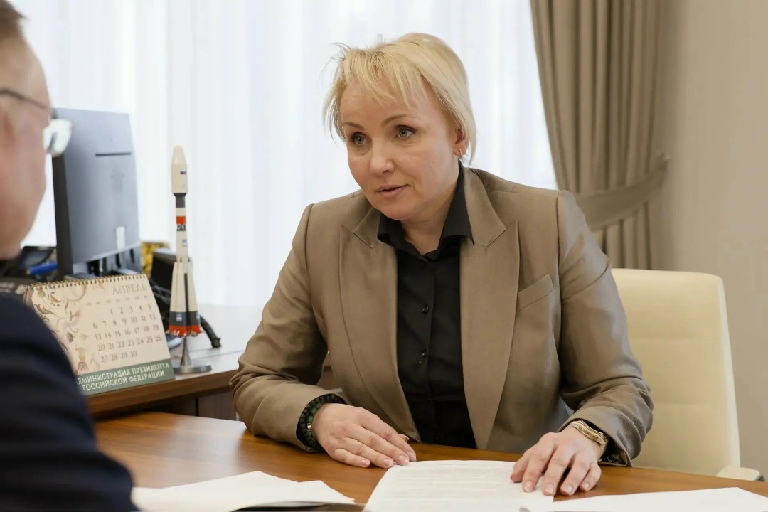 Министр строительства и жилищно-коммунального хозяйства Российской Федерации Ирек Файзуллин провел рабочую встречу с губернатором Еврейской автономной области…