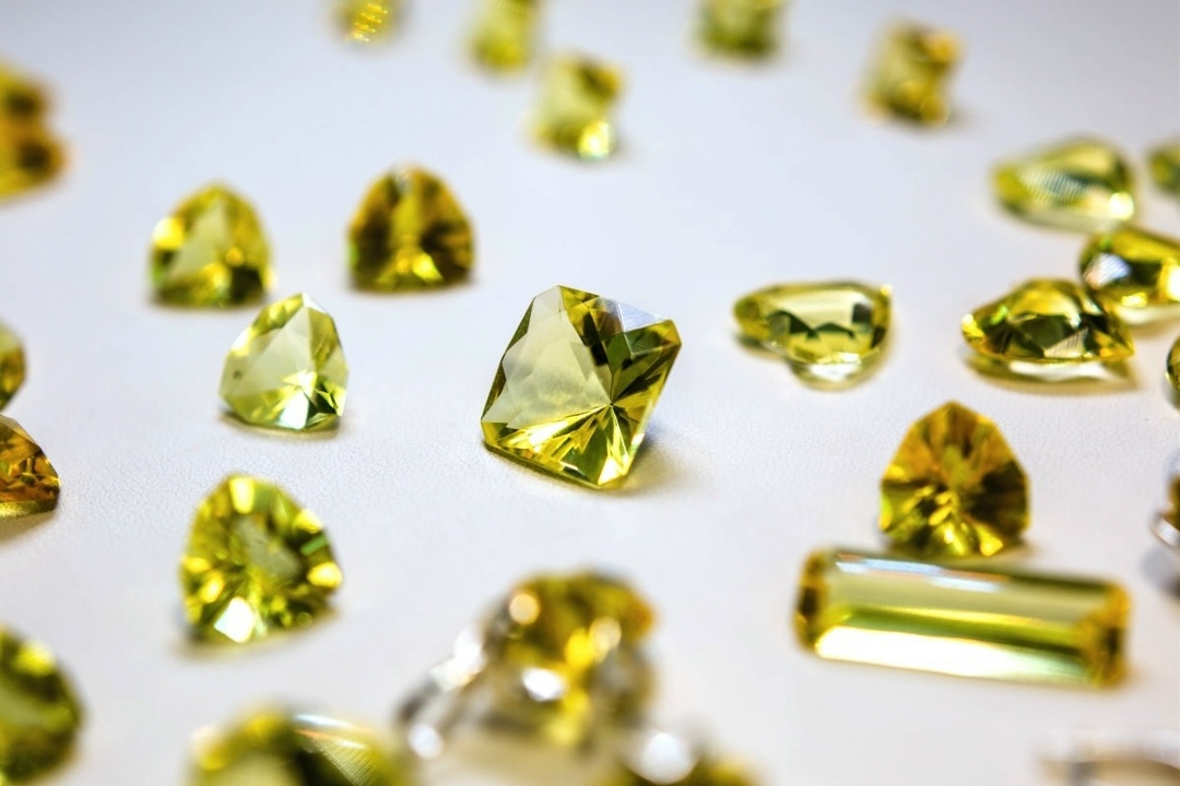 Янтарный комбинат удвоит выпуск «янтарных бриллиантов»