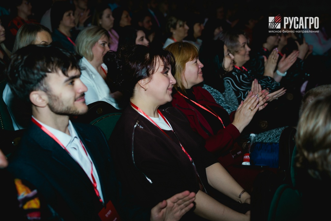 Этот день - не только про итоги. В сердце Тамбова прошла самая масштабная встреча Мясного бизнеса «Русагро» - День информирования. Главная тема встречи -…