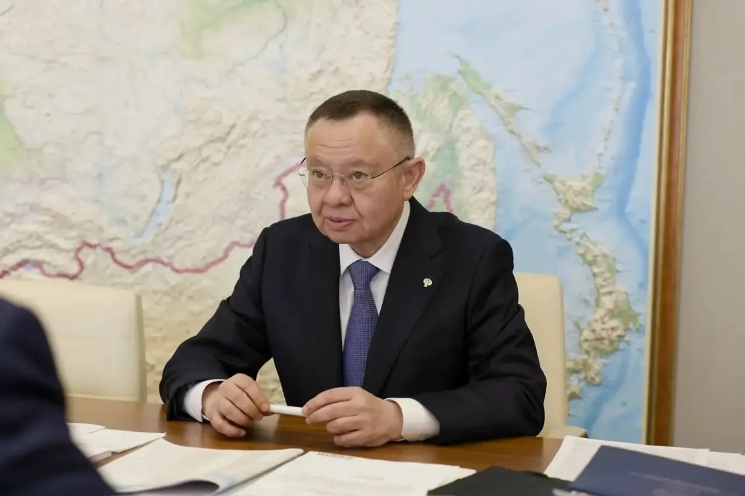 Глава Минстроя России Ирек Файзуллин провел рабочую встречу с Главой Республики Бурятия Алексеем Цыденовым