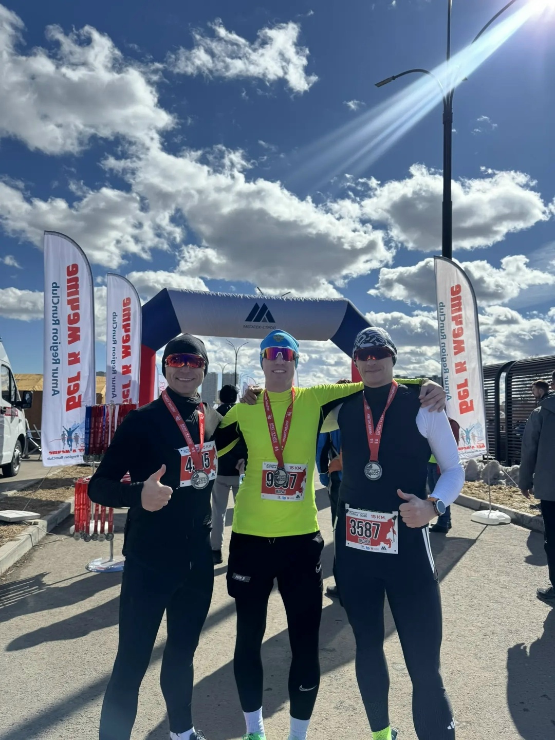 СПОРТИВНЫЙ АПРЕЛЬ ️«Дальневосточная сотка» и встречный ультрамарафон: амурские газопереработчики приняли участие в двух легкоатлетических забегах