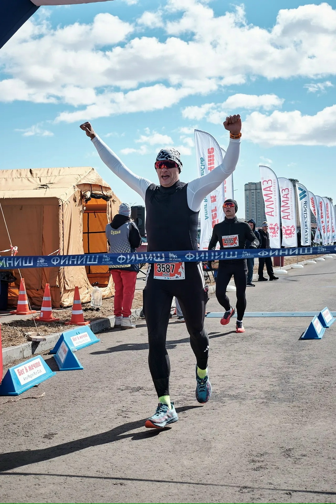 СПОРТИВНЫЙ АПРЕЛЬ ️«Дальневосточная сотка» и встречный ультрамарафон: амурские газопереработчики приняли участие в двух легкоатлетических забегах