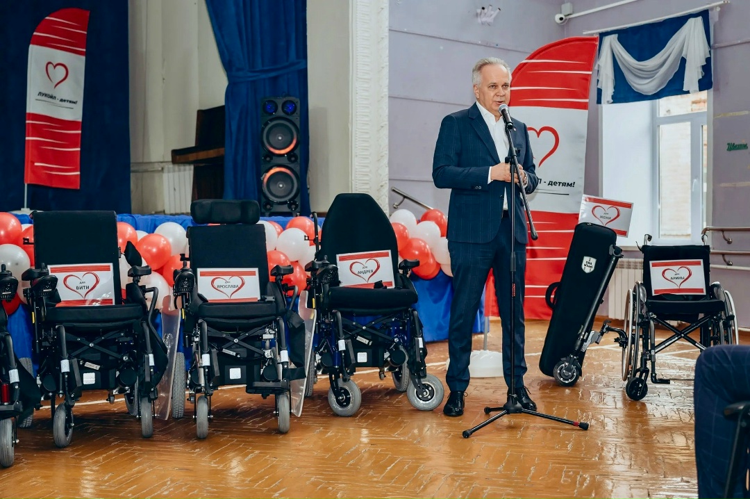 Круг помощи Саратов стал 17-м регионом, в котором Благотворительный фонд «ЛУКОЙЛ» реализует программу по поддержке детей с нарушениями опорно-двигательного…