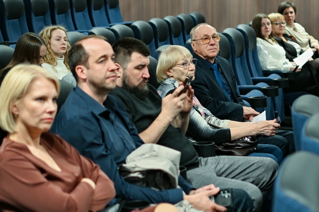 ОБЩЕСТВЕННЫЙ СОВЕТ В Свободном на Общественном совете Амурского ГПЗ и Амурского ГХК обсудили мероприятия 2026 года