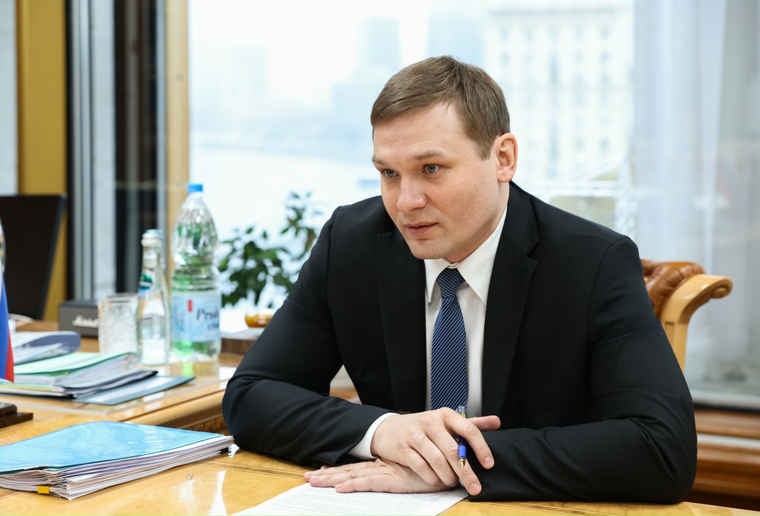Марат Хуснуллин провел рабочую встречу с главой Республики Хакасия Валентином Коноваловым