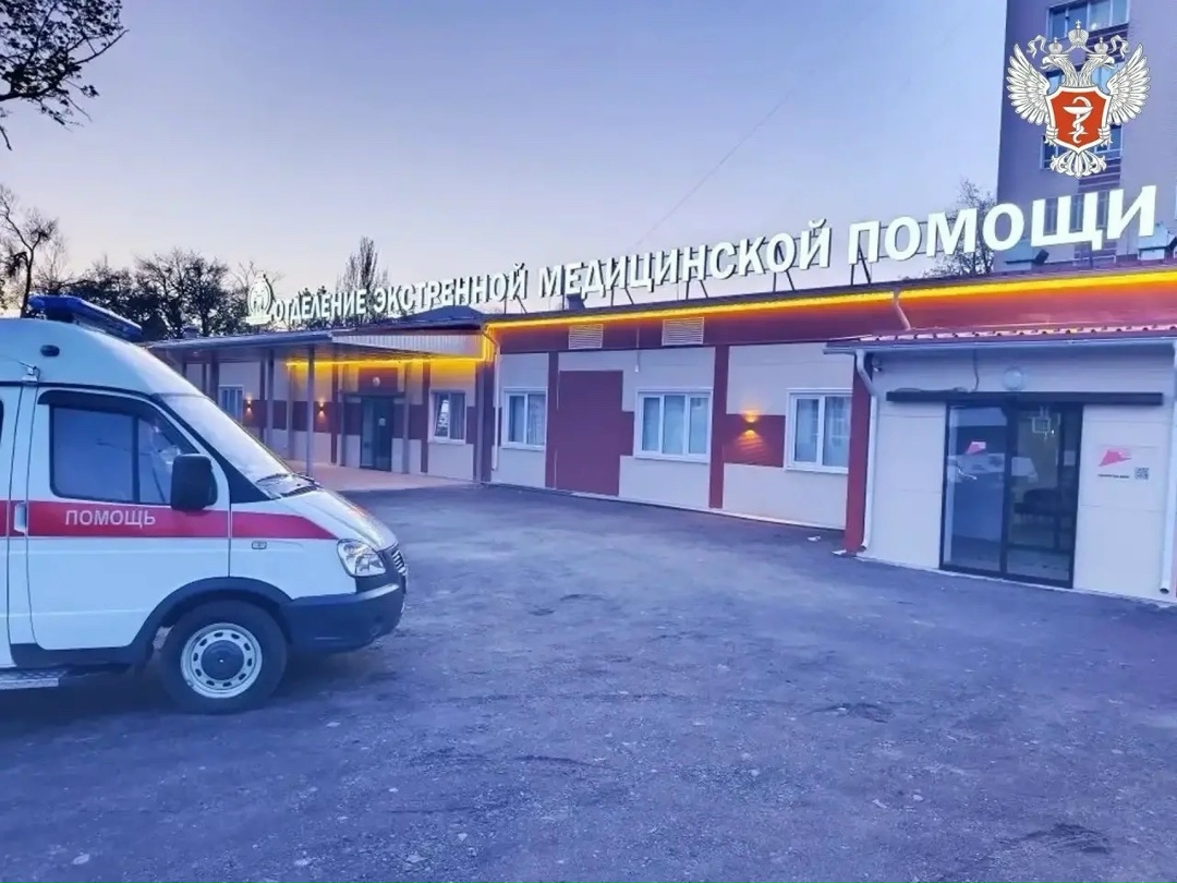 Владимир Путин открыл новые модульные приемные отделения для оказания экстренной медицинской помощи