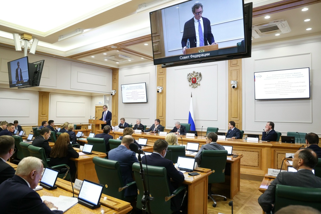 Более 200 млрд рублей налоговых вычетов предоставлено гражданам с начала года