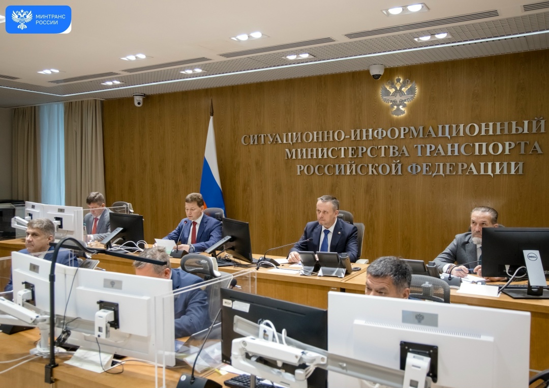 Больше 400 транспортных объектов строят в России в этом году