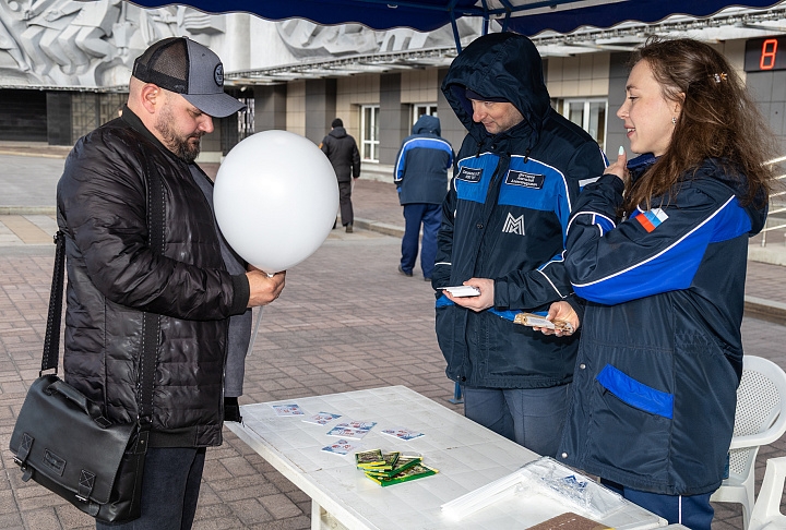«Возьми безопасность домой»: на ММК прошел День охраны труда