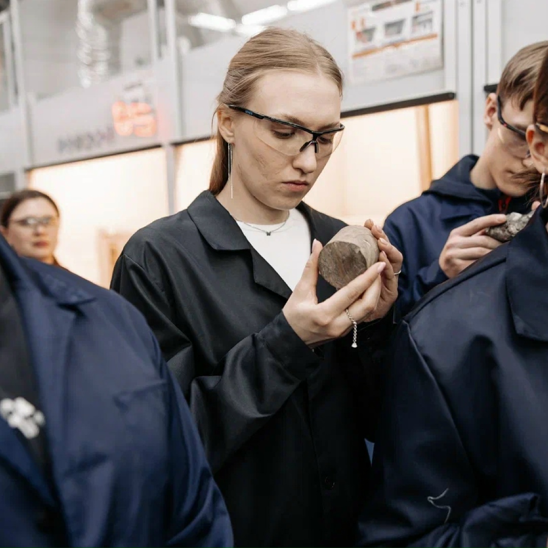 В Красноярск на защиту проектов приехали финалисты Всероссийской олимпиады «Я — профессионал» по направлению «Металлургия».