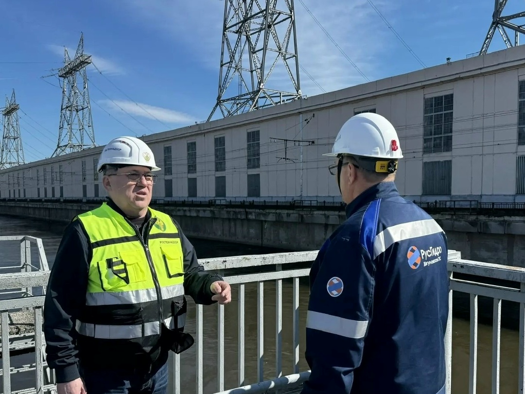 Руководитель Средне-Поволжского управления Ростехнадзора Евгений Васильев принял участие в проверке гидротехнических сооружений филиала ПАО «РусГидро» –…