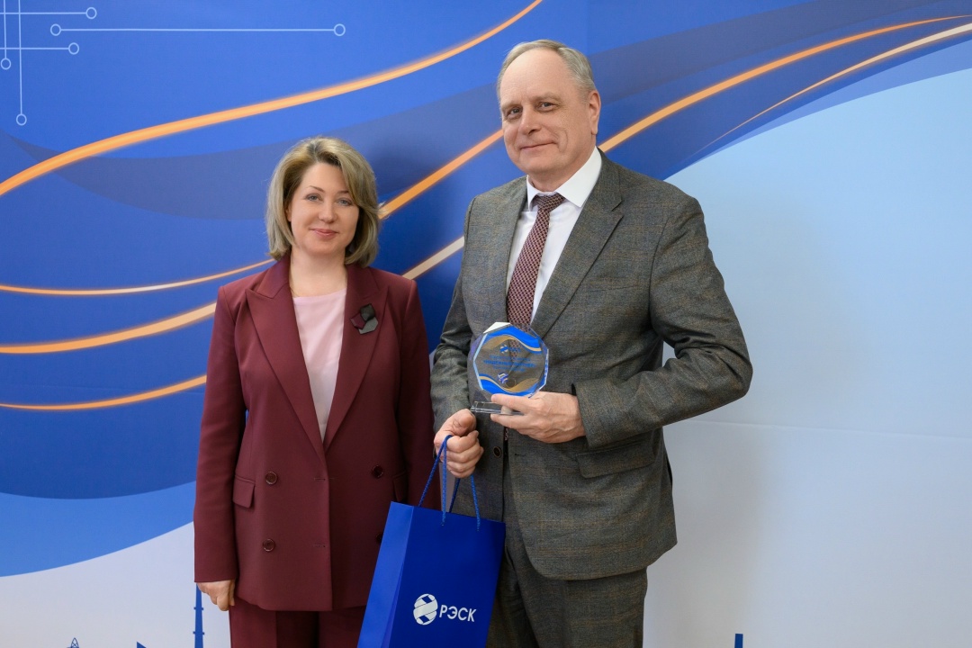 РусГидро наградило больше ста самых надёжных потребителей энергии