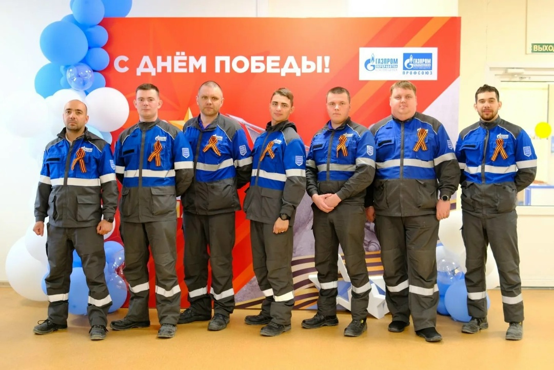 ТЫСЯЧА ЛЕНТ ПОБЕДЫ Работники «Газпром переработка Благовещенск» присоединились к Всероссийской акции «Георгиевская ленточка» Более 1000 георгиевских лент…
