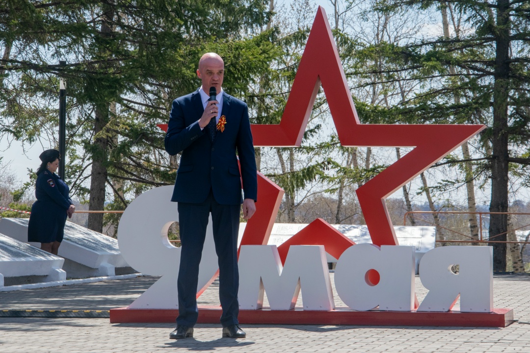 В ПАМЯТЬ О ГЕРОЯХ Работники компании «Газпром переработка Благовещенск» приняли участие в предпраздничных мероприятиях, приуроченных к Дню Победы