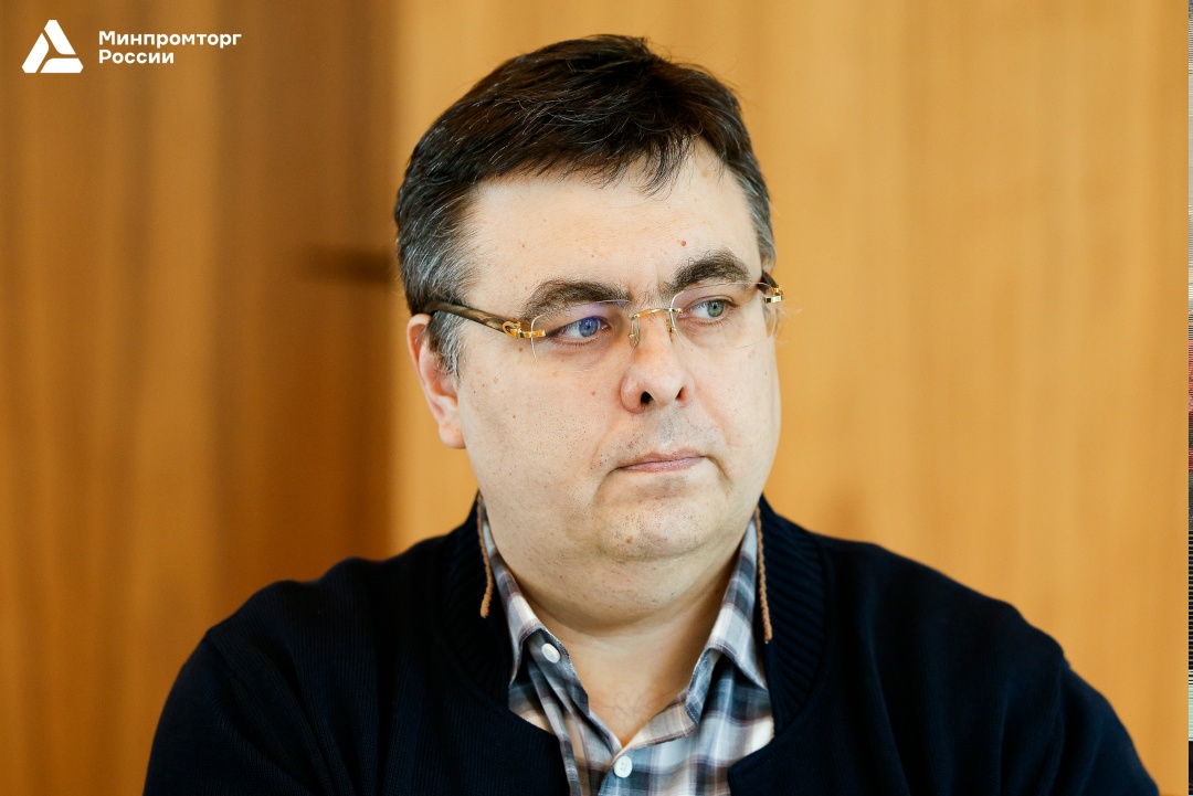 ️Антон Алиханов провел совещание по вопросам обеспечения железнодорожной инфраструктуры оборудованием