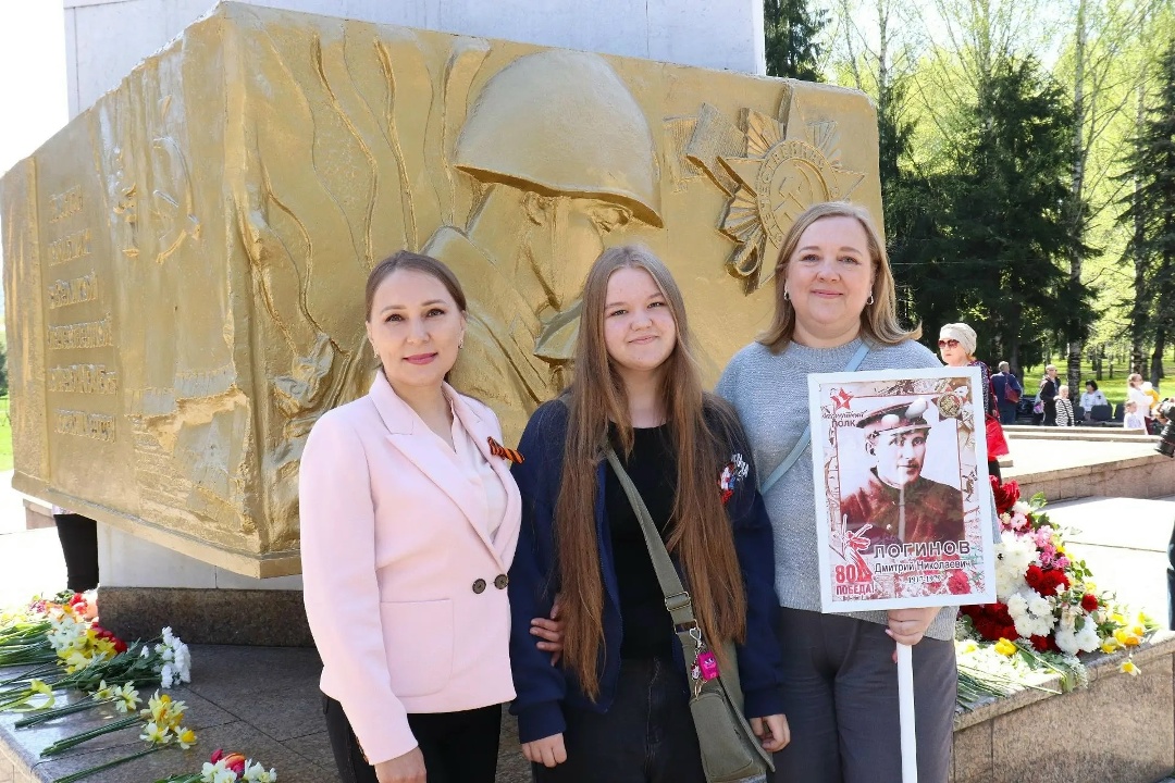 Сегодня мы участвовали в торжествах ко Дню Победы!