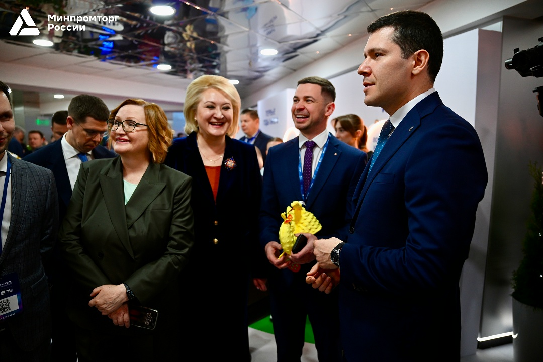 Антон Алиханов обозначил системные меры поддержки отечественной индустрии детских товаров
