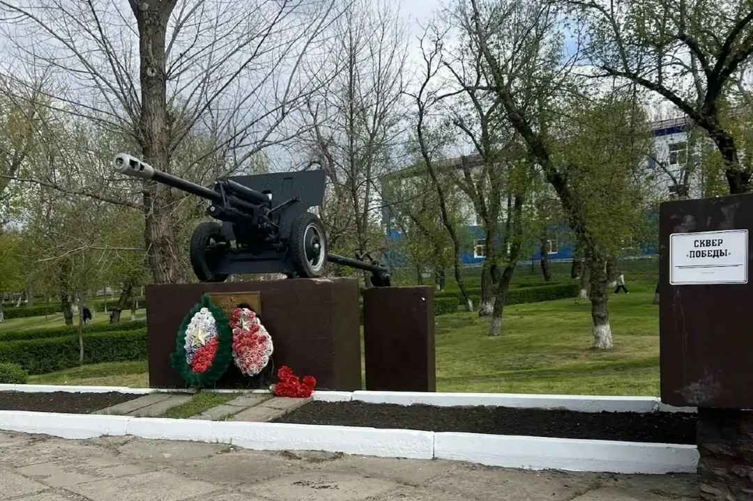 В честь 81-й годовщины Победы в Великой Отечественной войне были проведены работы по восстановлению и благоустройству в Донецке и Луганске