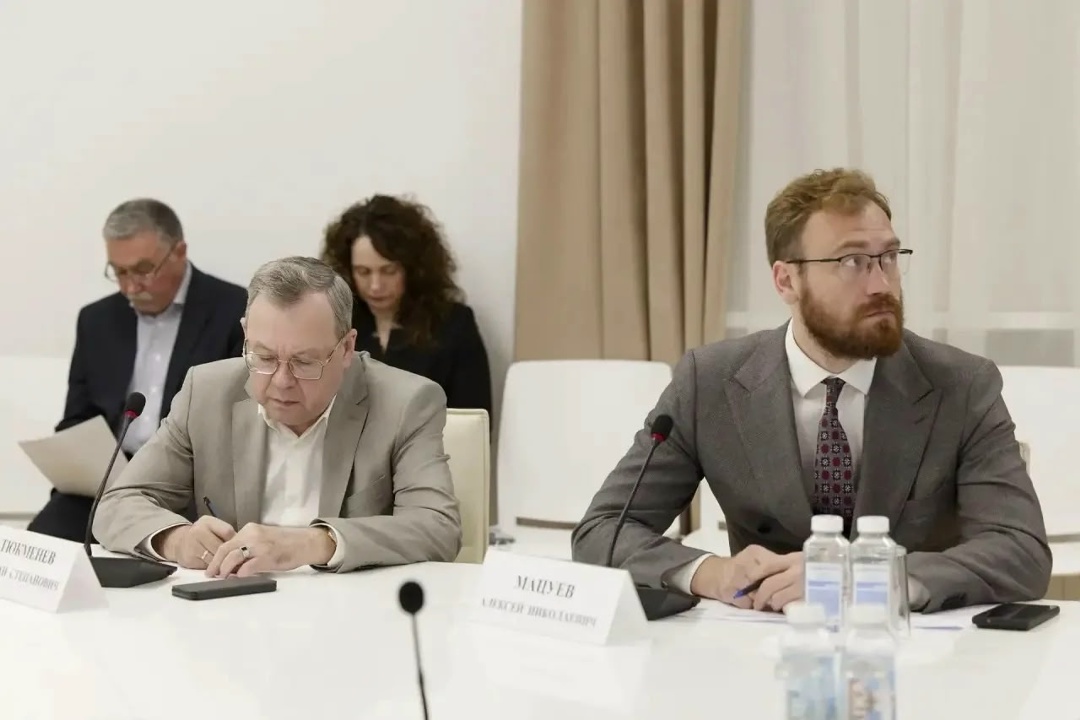 На штабе Правкомиссии по региональному развитию обсудили вопросы жилищно-коммунального хозяйства, прохождения отопительного периода, а также ключевые задачи…