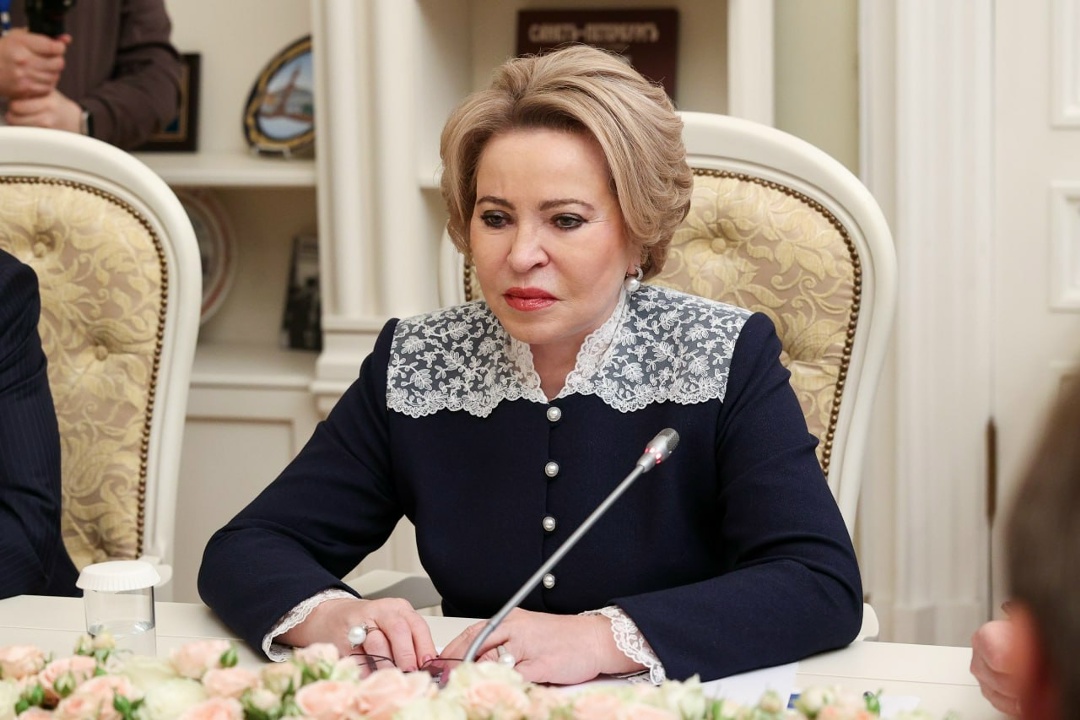 Председатель Совета Федерации Валентина Матвиенко провела встречу с Председателем Совета Республики Национального собрания Республики Беларусь Натальей…