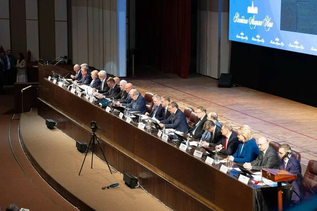 Дмитрий Чернышенко: Для достижения поставленных Президентом России целей РАН предпринимает эффективные и конкретные шаги.