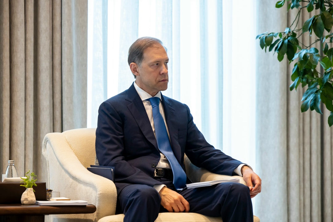 Денис Мантуров встретился с Президентом ОАЭ Мухаммедом бен Заидом Аль Нахайяном