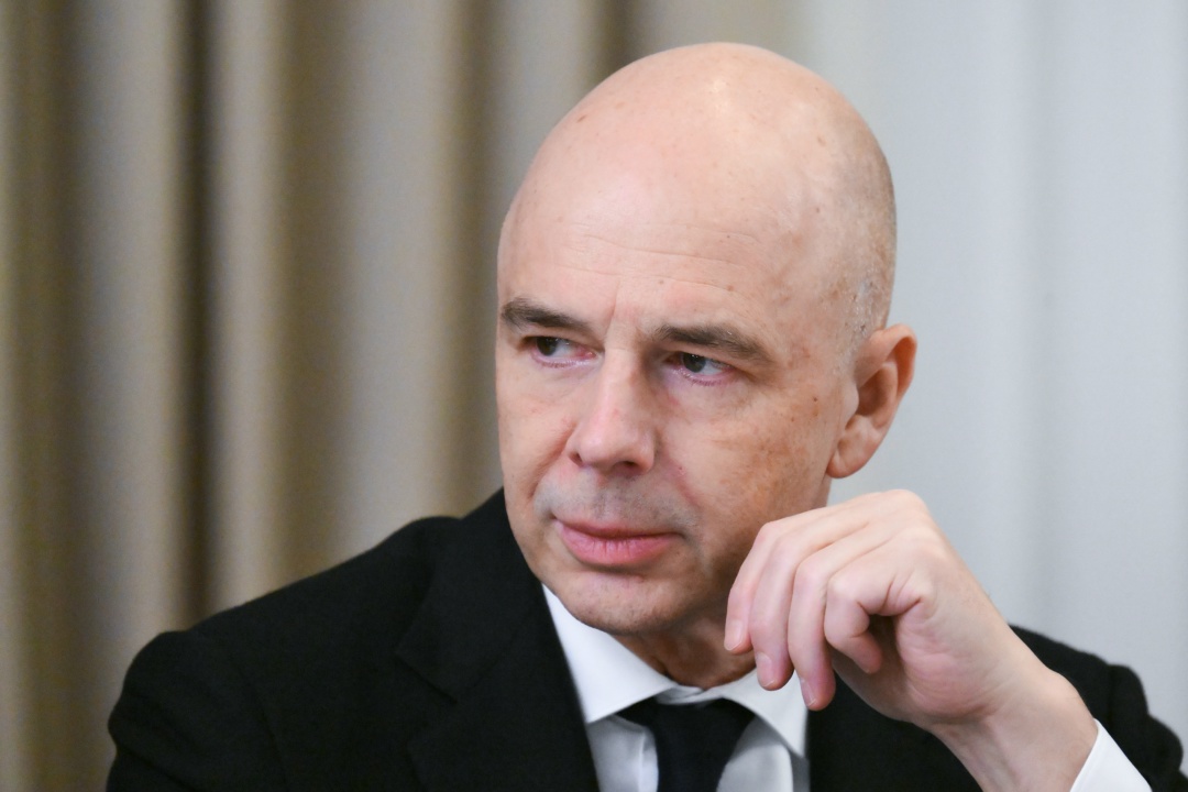 Сбалансированность бюджета, поддержка регионов, фондовый рынок. Антон Силуанов дал интервью газете «Коммерсант».