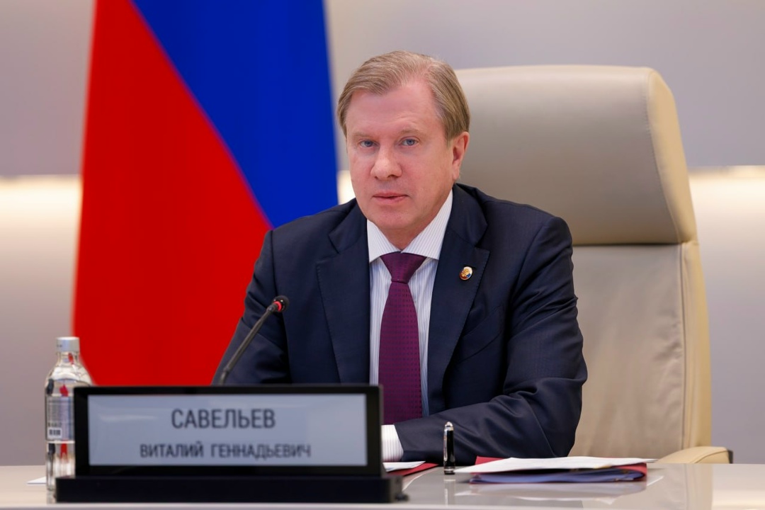 Виталий Савельев провел заседание правкомиссии по ликвидации последствий чрезвычайной ситуации в Керченском проливе.