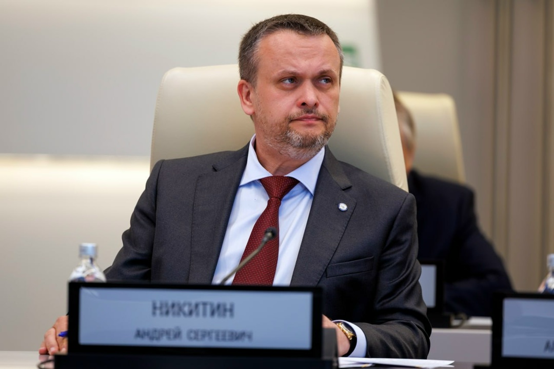 Виталий Савельев провел заседание правкомиссии по ликвидации последствий чрезвычайной ситуации в Керченском проливе.