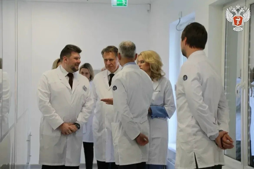 Татьяна Голикова и Михаил Мурашко посетили НМИЦ детской гематологии, онкологии и иммунологии им. Димы Рогачева Минздрава России в канун 15-летия центра