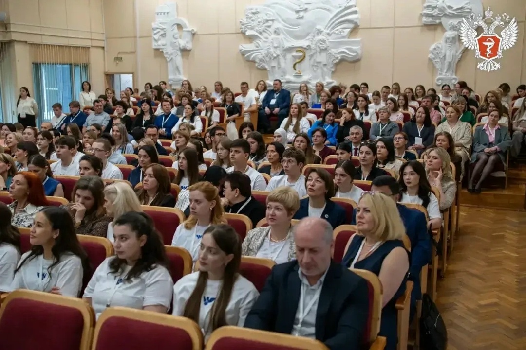 Михаил Мурашко: Наставничество играет важную роль в профессиональном становлении медицинских работников
