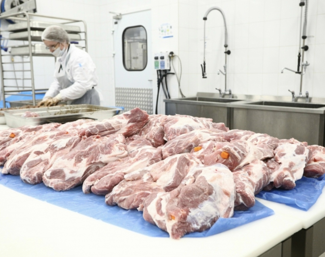 «Агроэко» инвестирует в проект реконструкции мясоперерабатывающего предприятия 7,6 млрд руб. Соответствующее инвестиционное соглашение председатель совета…