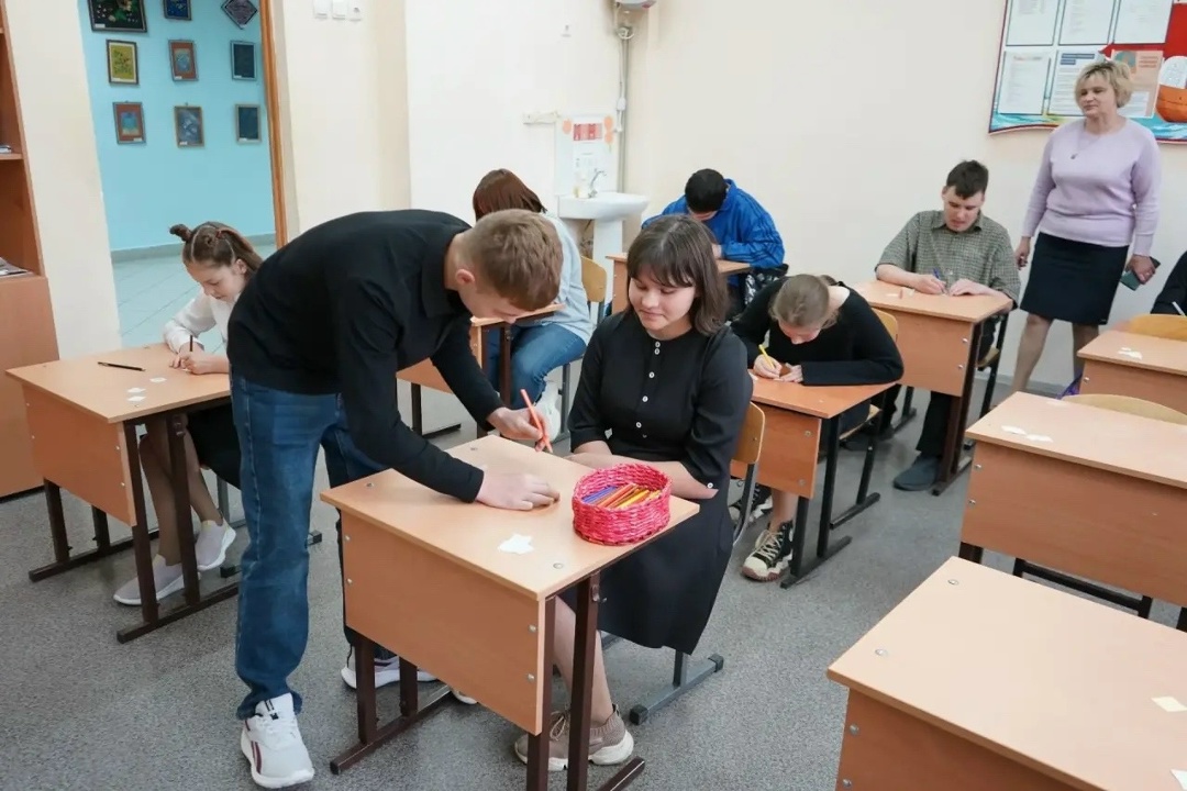 Общественный совет при Минстрое России провел праздник для воспитанников Дивеевской школы-интерната