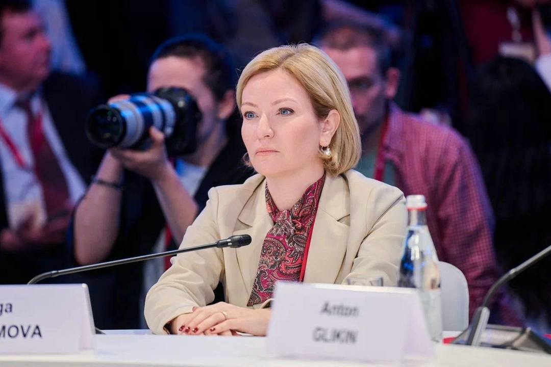Министр культуры России Ольга Любимова приняла участие в панельной сессии «Россия – США: диалог культур» в рамках ПМЭФ-2026.